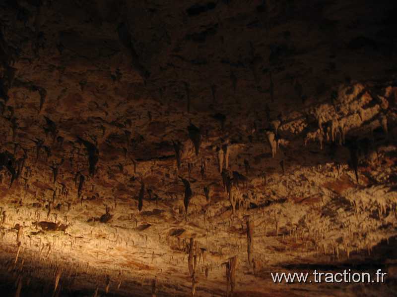 2011_CVAAM_35ans_16_Grotte (9).JPG - 35 Ans du CVAAM, sortie dans le Doubs et le Jura, du 26 Avril au 1er Mai 2011, Les Grottes des Moidons